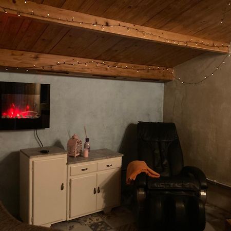 הוילה Caprese Michelangelo La Casina Del Prete מראה חיצוני תמונה